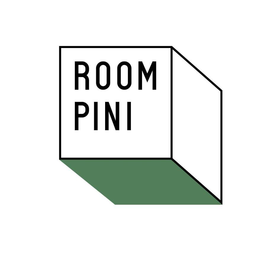Roompini Bangkok Exterior photo